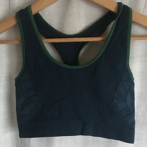 Sports bra
